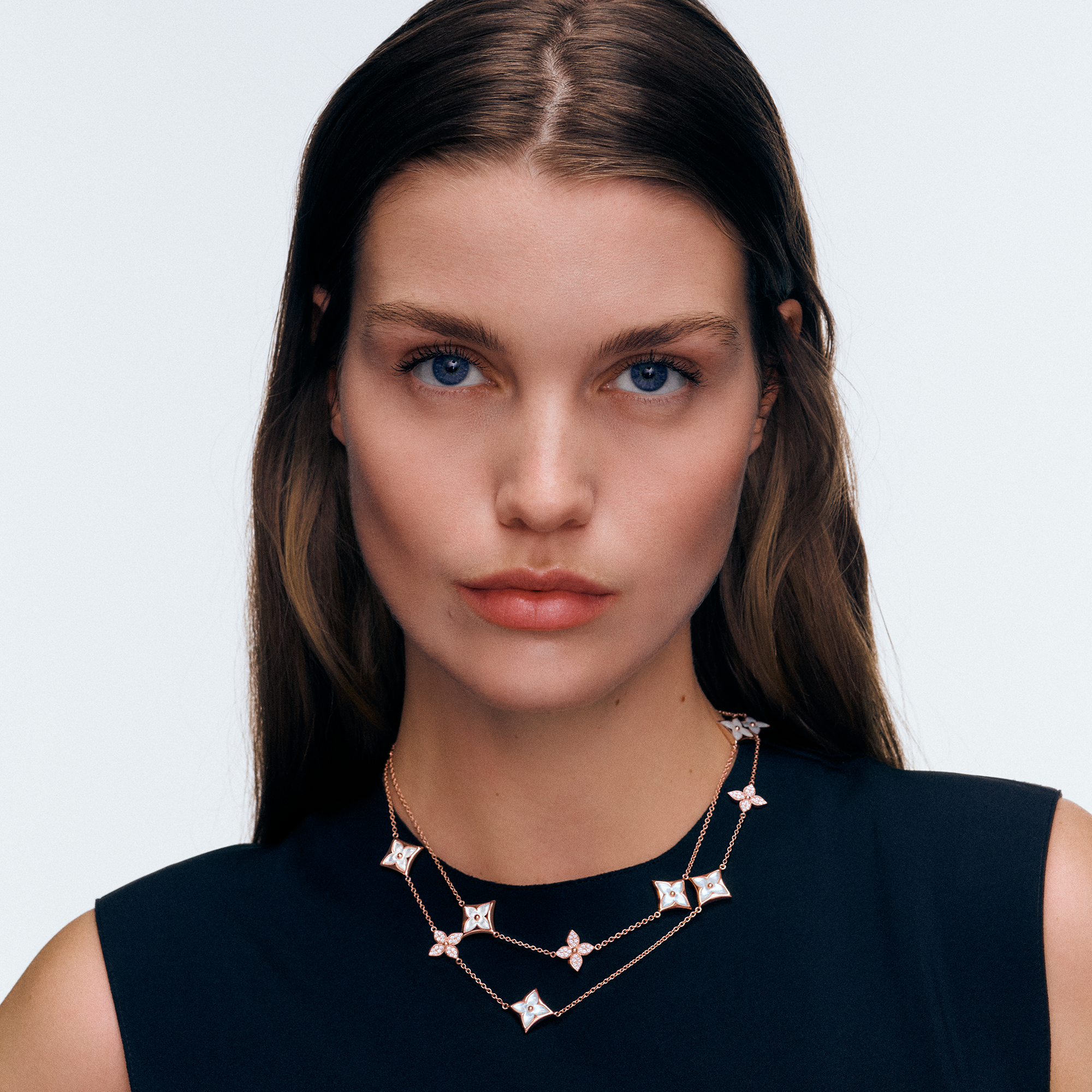 Colour Blossom Multi Star Sautoir  in Jewellery's Categories Necklaces and Pendants collections by Louis Vuitton (Product zoom)